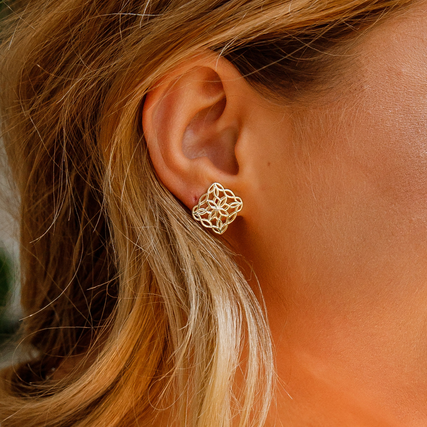Bloom Stud Earrings Gold