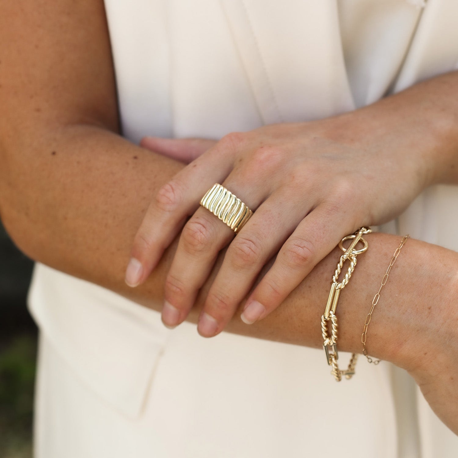 Eclipse Ring in Gold