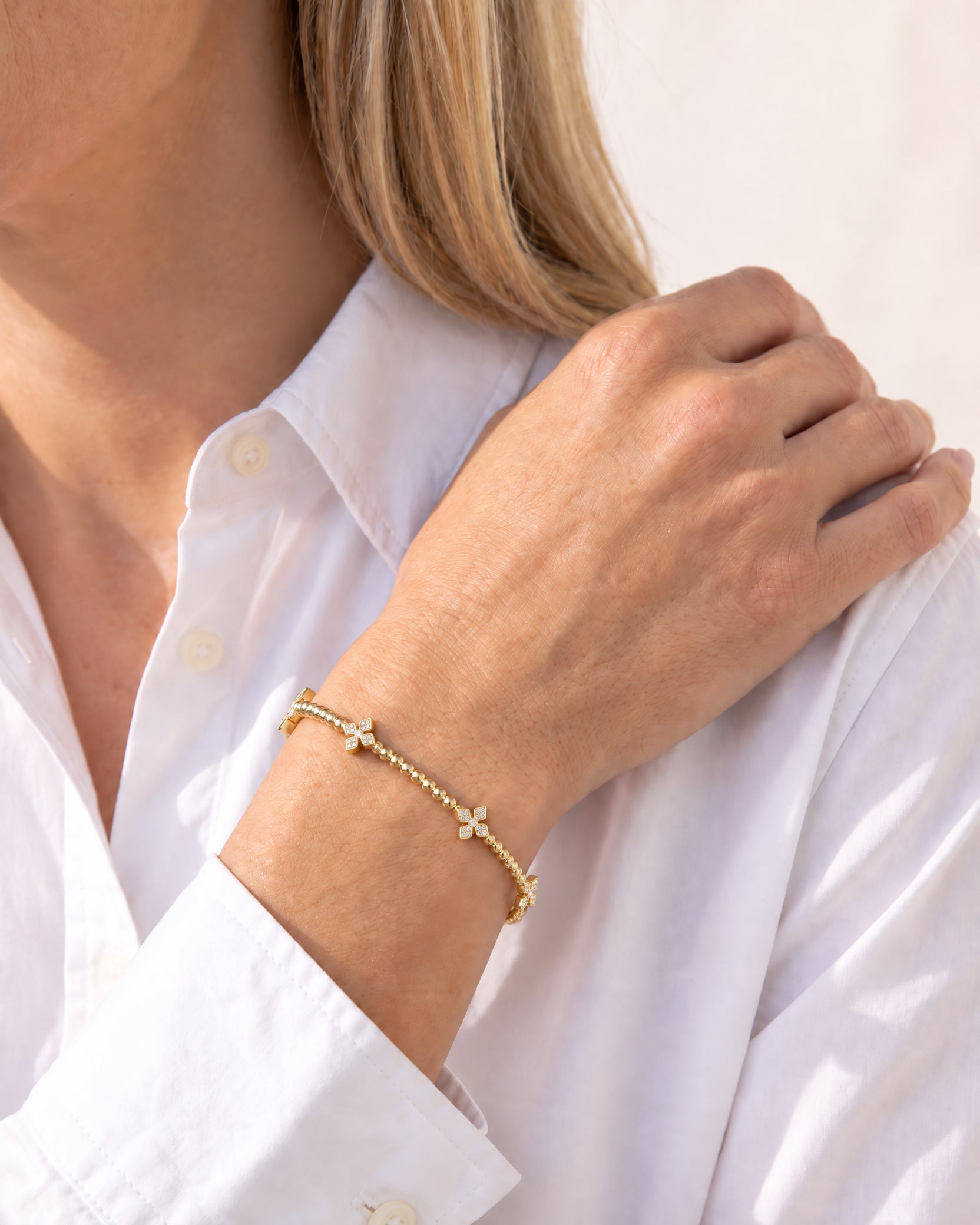 Radiant Cross Station Mini Cuff Bracelet Gold
