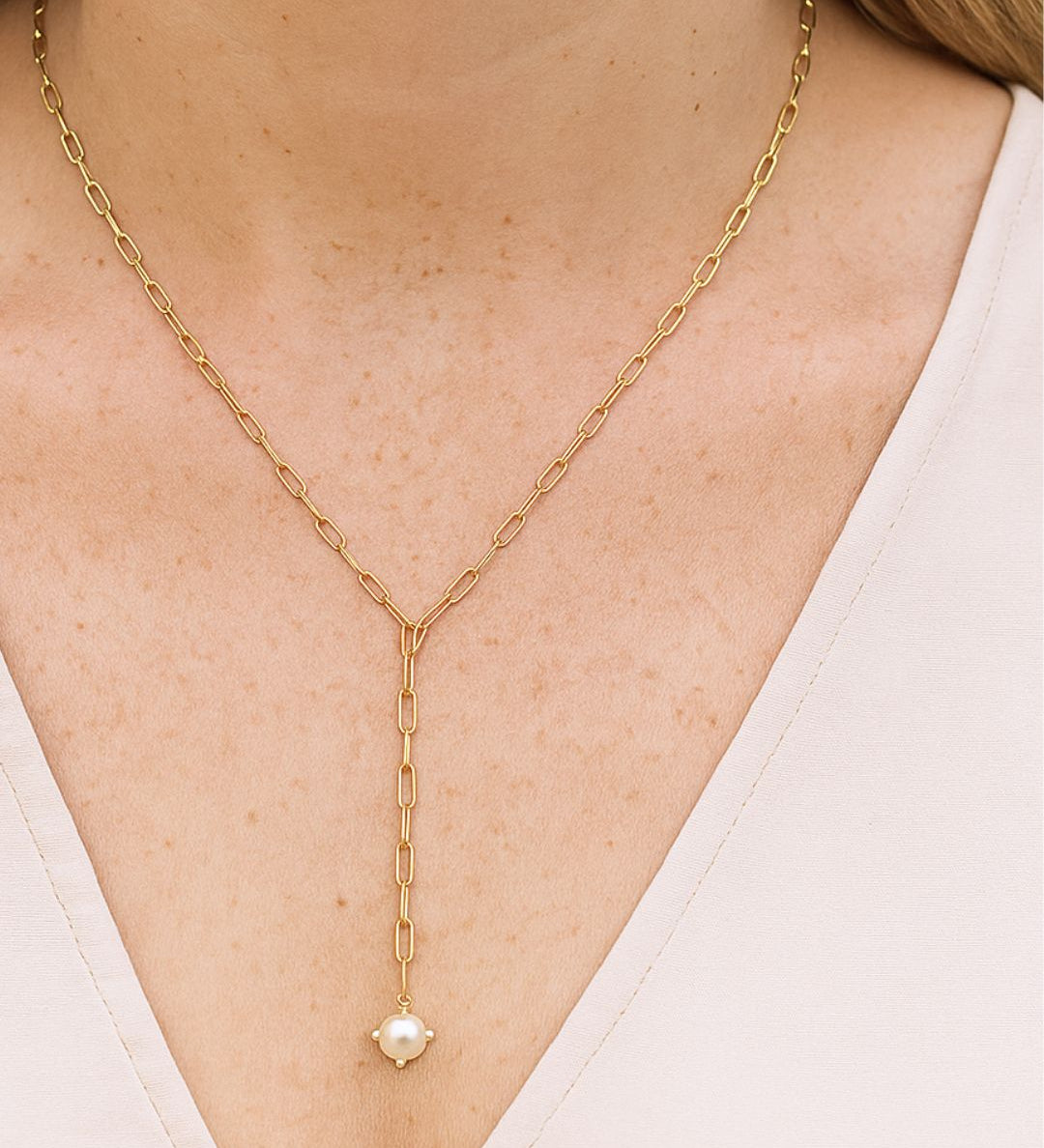 Shine Bright Pearl Lariat Necklace in Silver