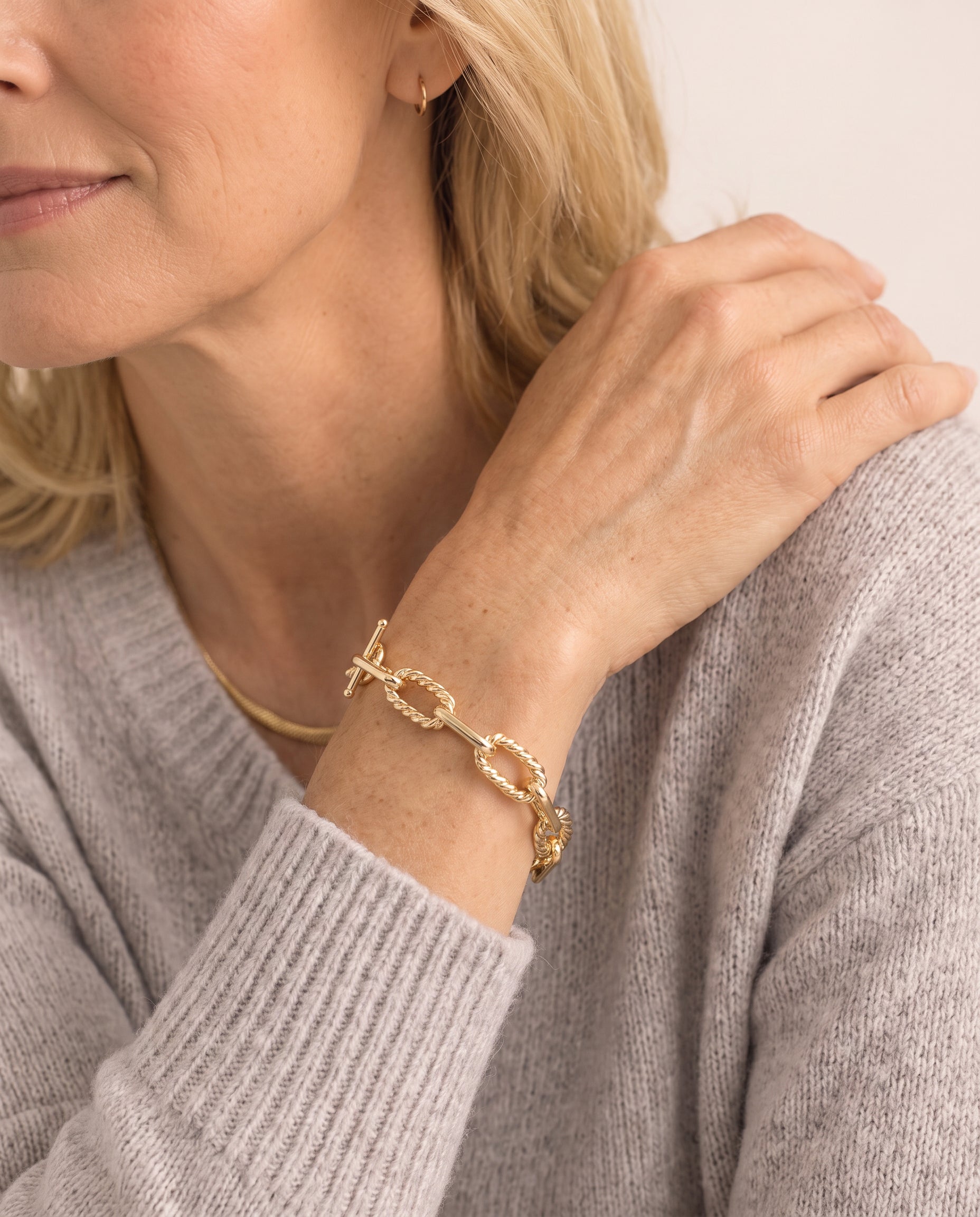 She's Spicy Chain Link Bracelet Gold