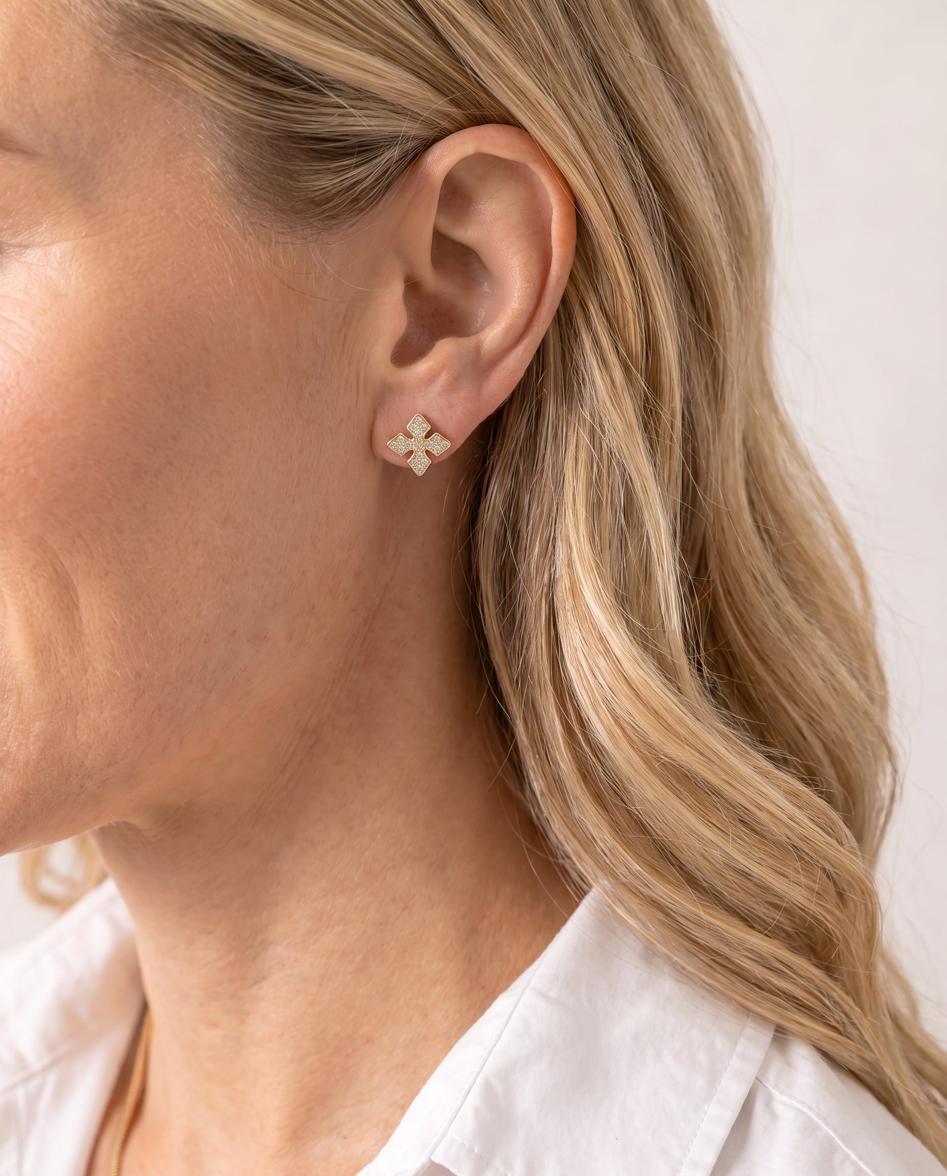 Shine Bright Cross Stud Earrings Gold