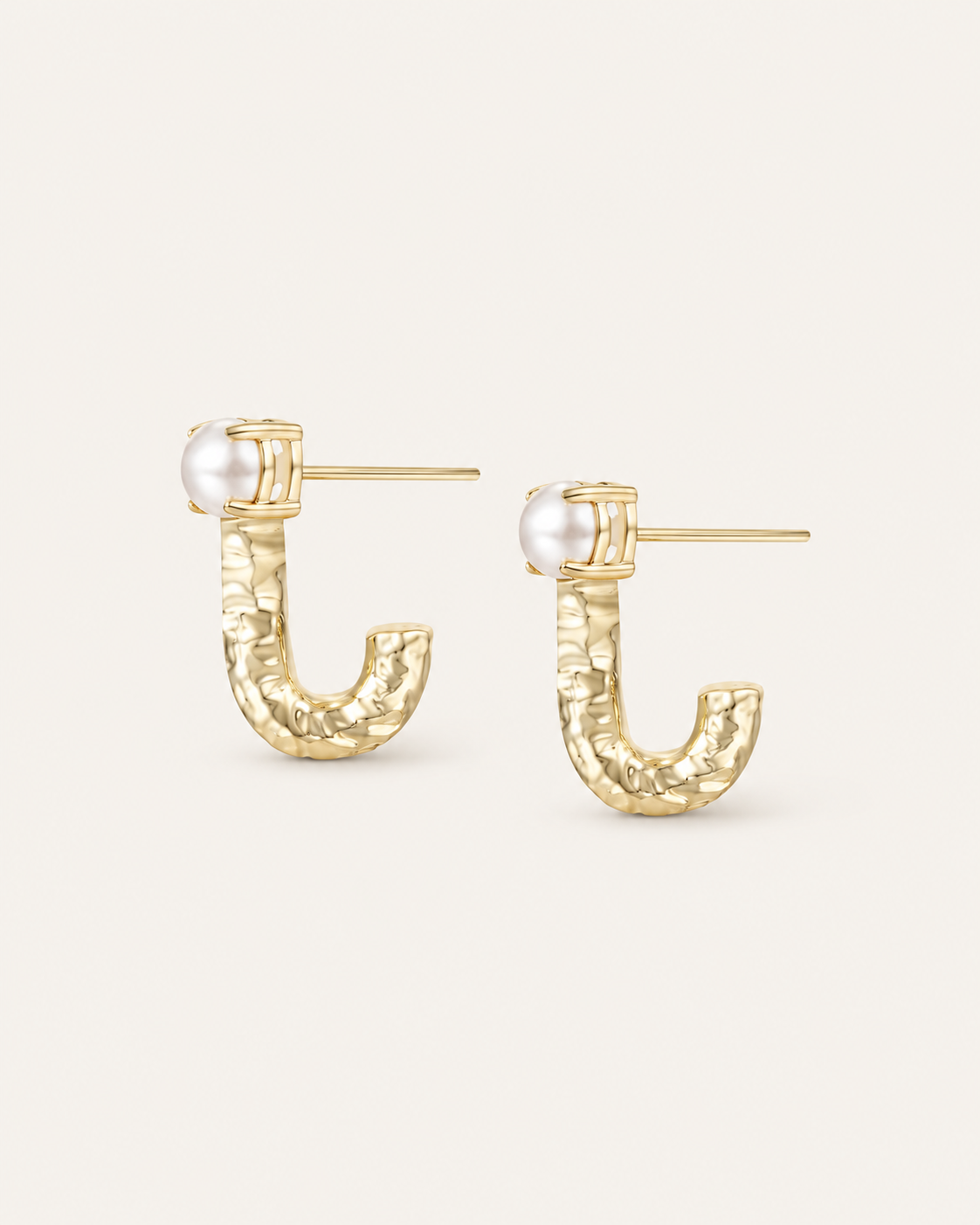 Solaris Mini Stud Earrings in Pearl