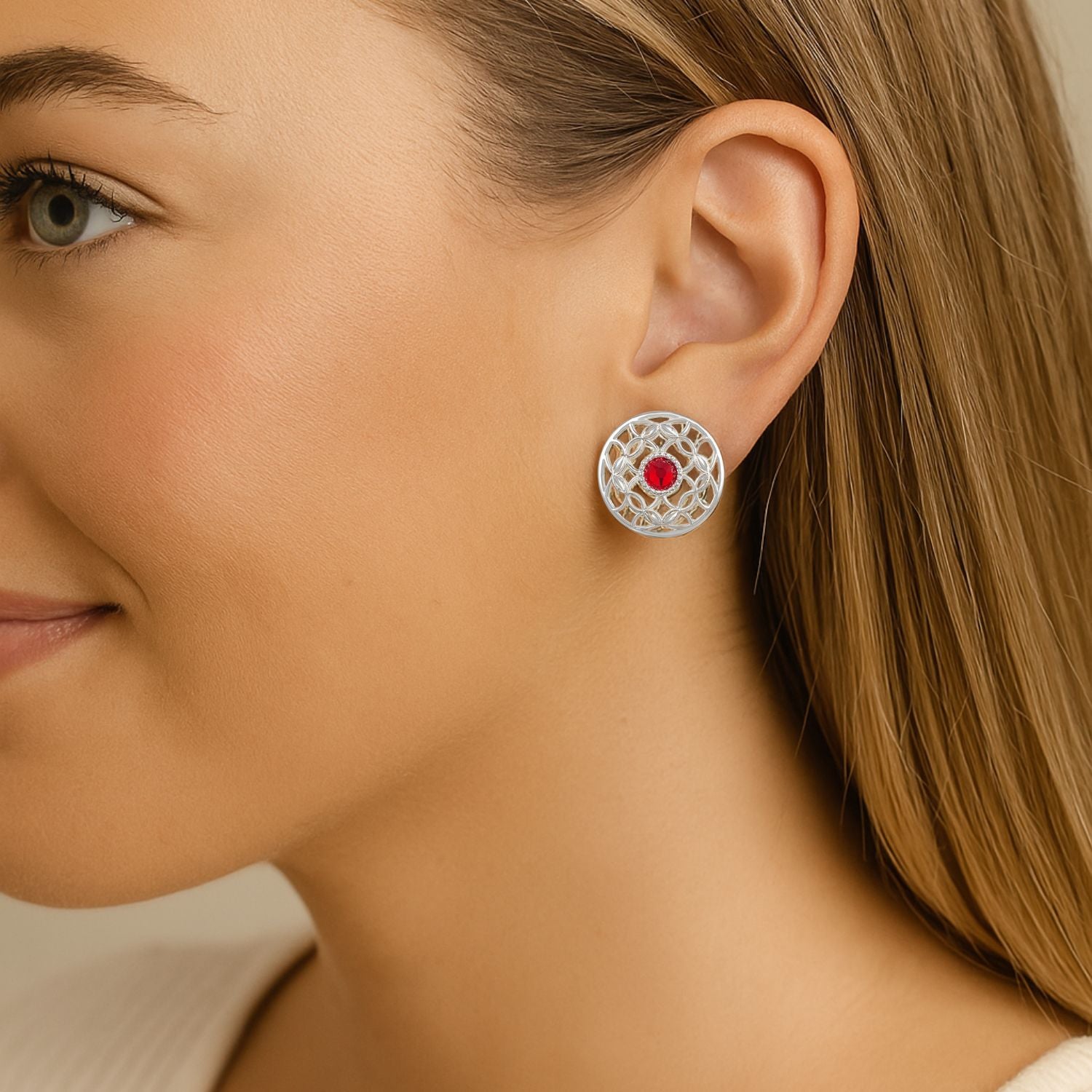 Enchanted Stud Earrings in Ivory Pearl/Gold